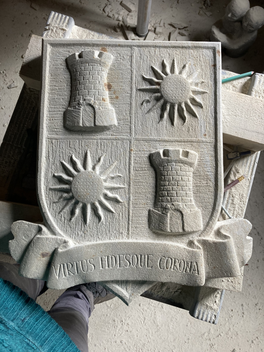 Blason de famille. Les roches qui dansent
