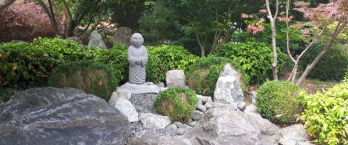 jizo. Art Périnatal. Les roches qui dansent